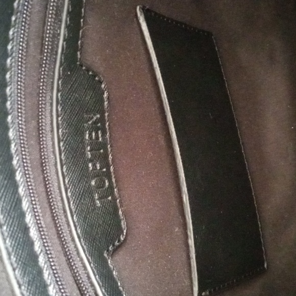 👜TOPTEN | Women's Vegan Handbag | Black with gold details - Picture 9 of 11